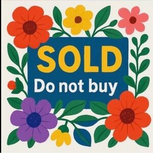 Kate & Sam Floral funnel neck Sweater. NWT